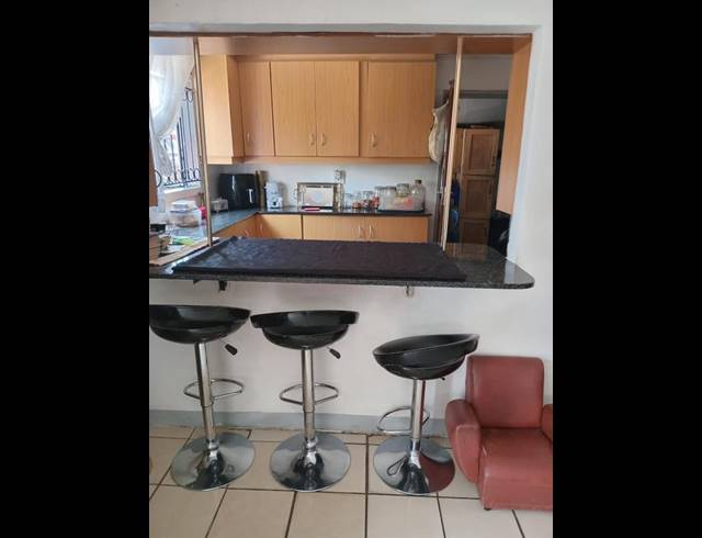 3 BEDROOM HOUSE FOR SALE IN LOTUS GARDENS